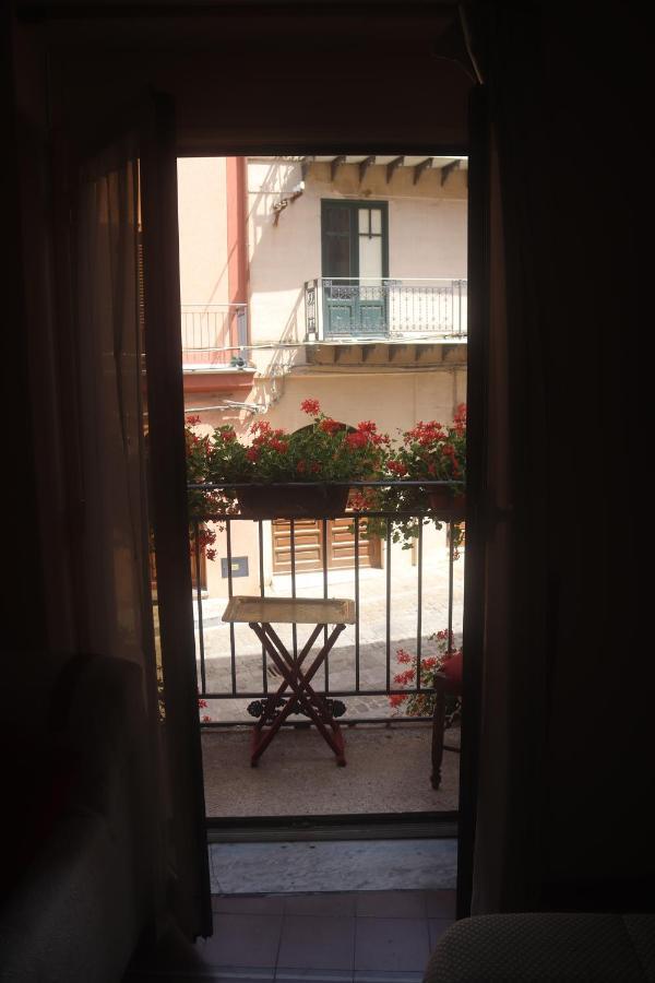 Hotel Marianna à Isnello Extérieur photo